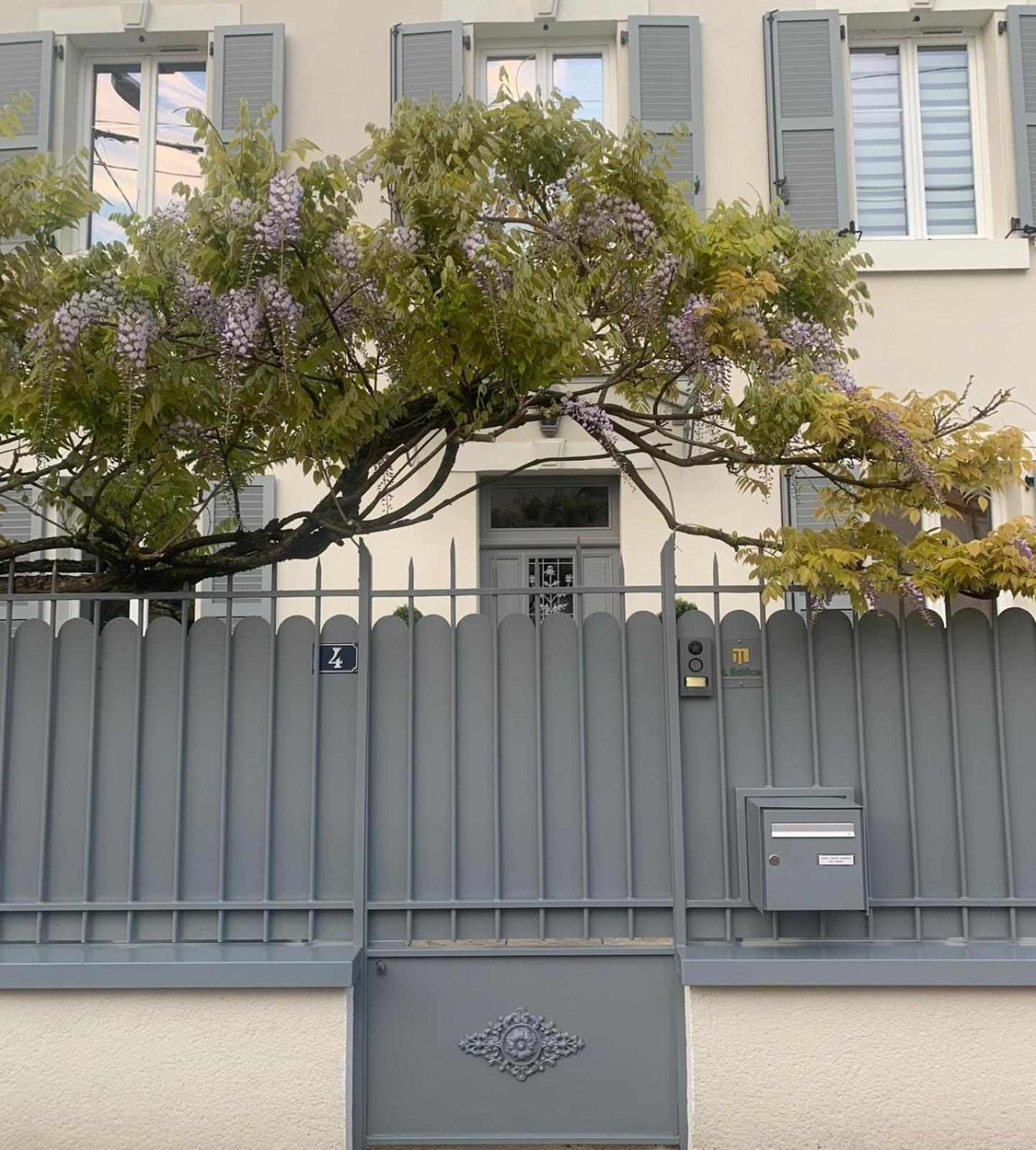 Joli T2 Jardin Parking Proche Gare Centre Ville Dijon Kültér fotó